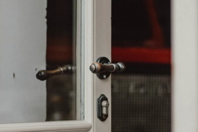 Interior door catching against the frame at the top corner